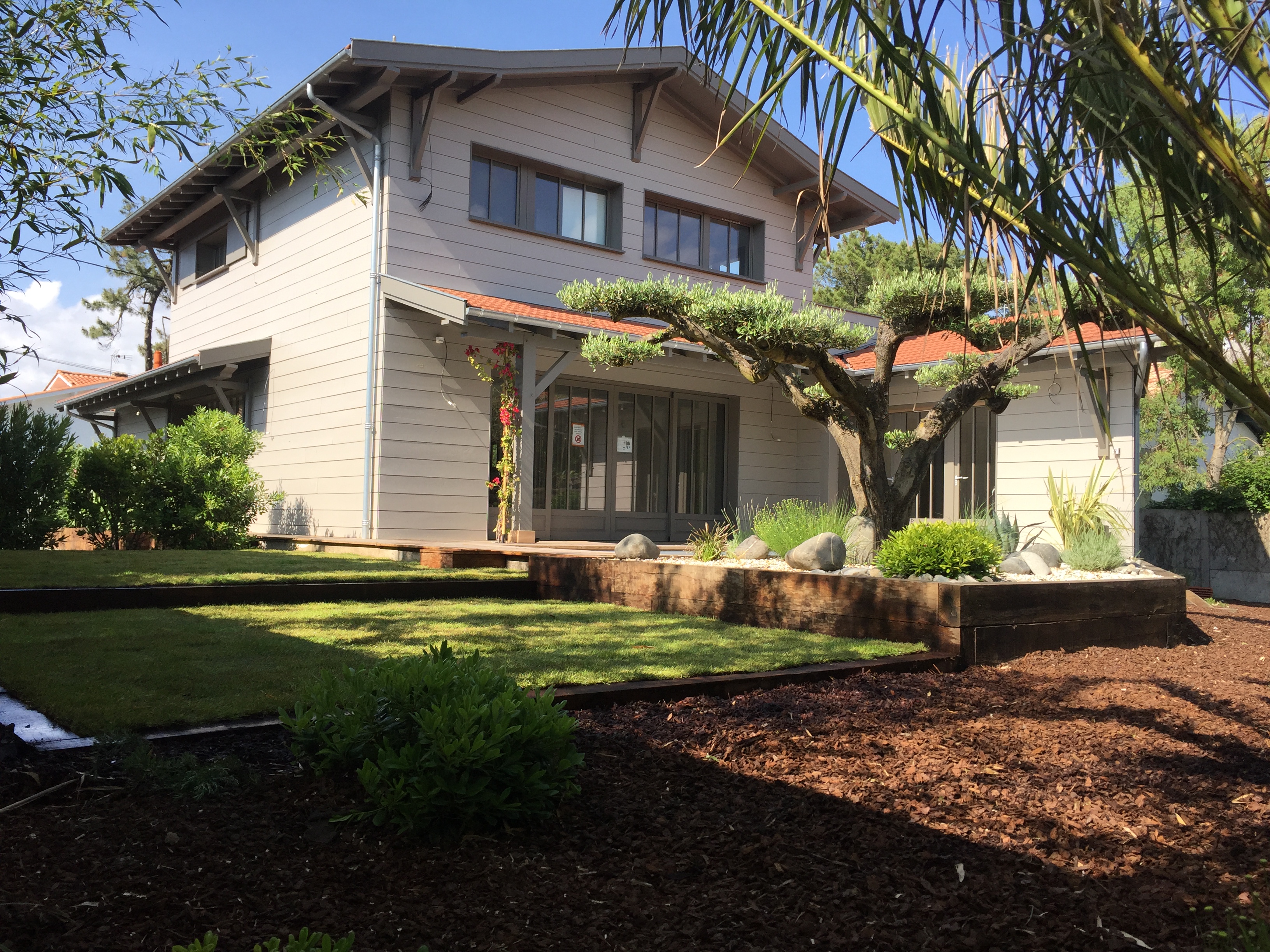 AMÉNAGEMENT PAYSAGER D’UN JARDIN (MERIGNAC)
