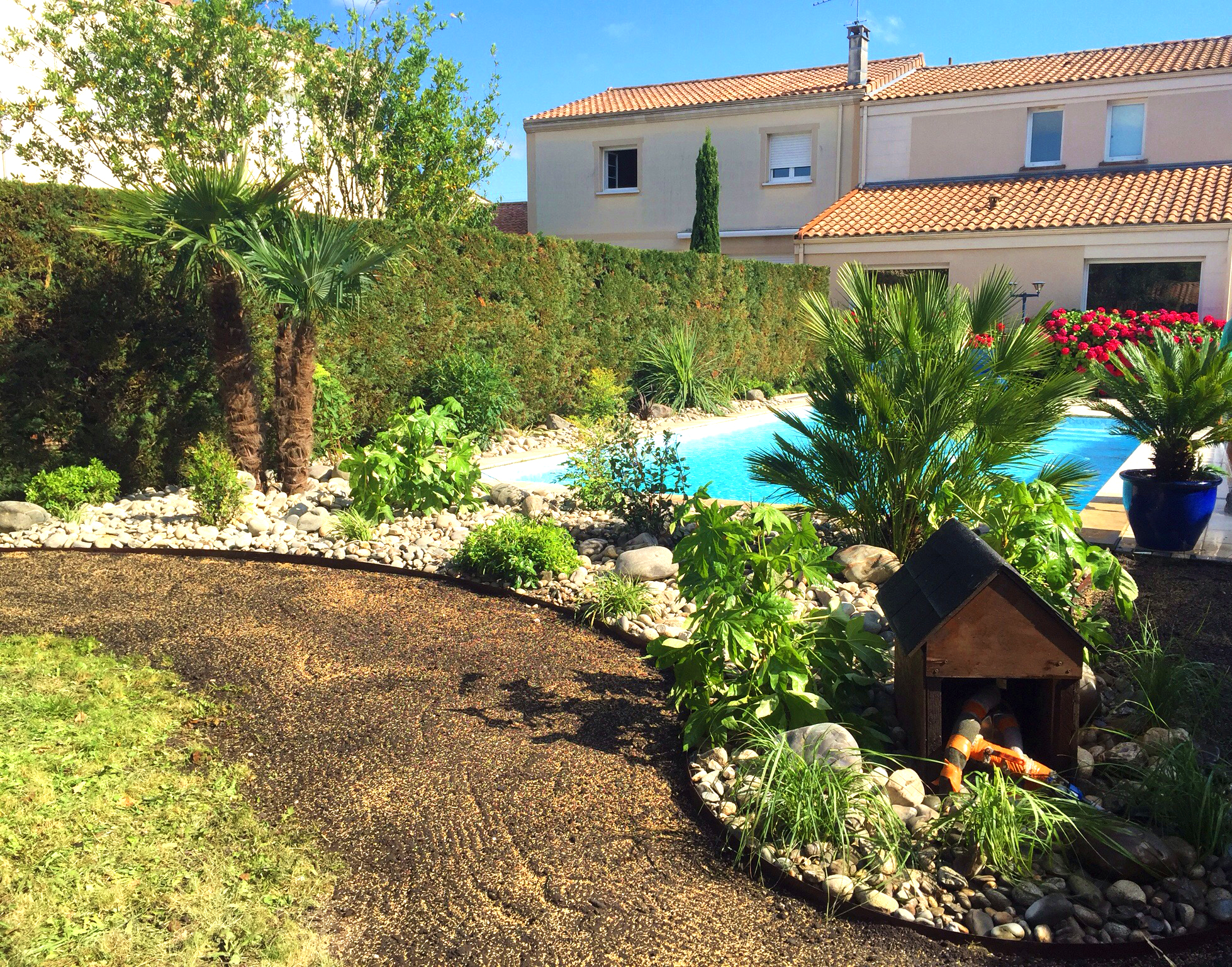 Jardin, espace sous-estim pour la vente 