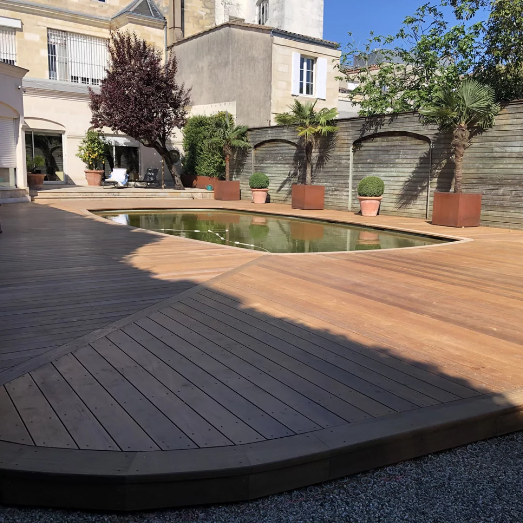 Terrasse Ip avec margelles sur mesure - Paysagiste Bordeaux